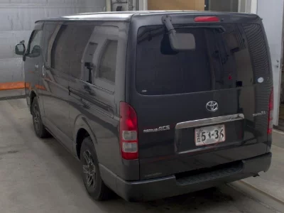 Toyota RegiusAce