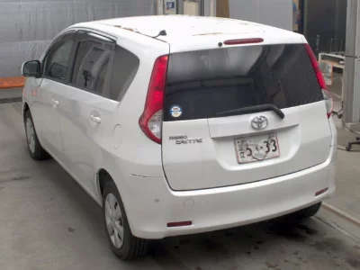 Toyota Passo Sette