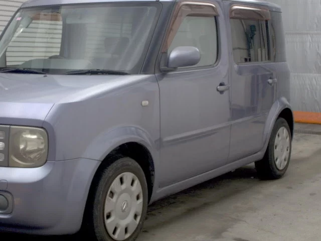 Nissan Cube Cubic  с аукциона в Японии