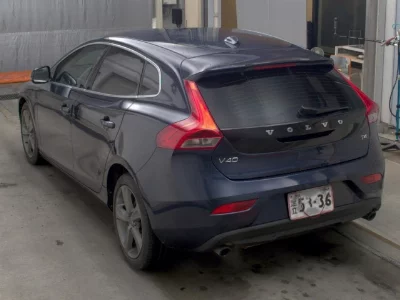 Volvo V40