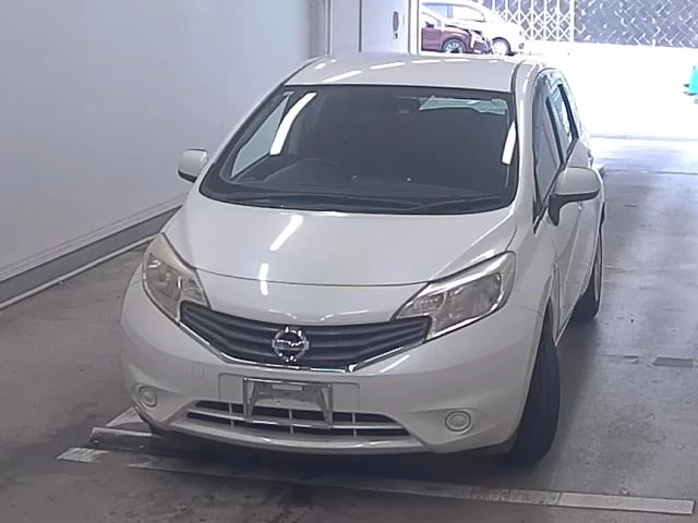Nissan Note  с аукциона в Японии