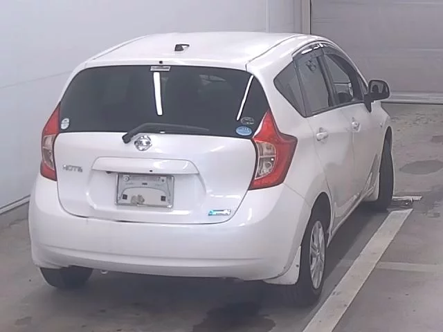 Nissan Note  с аукциона в Японии