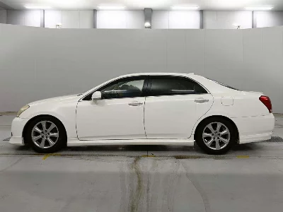 Toyota CROWN MAJESTA