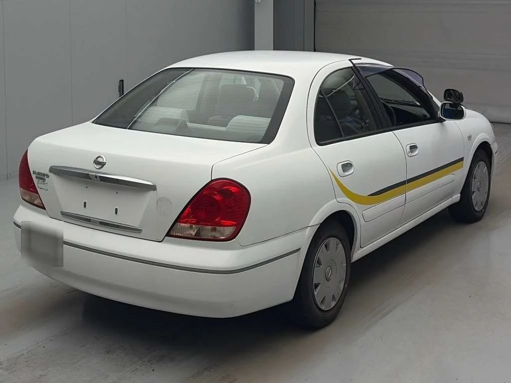Nissan BLUEBIRD SYLPHY  с аукциона в Японии