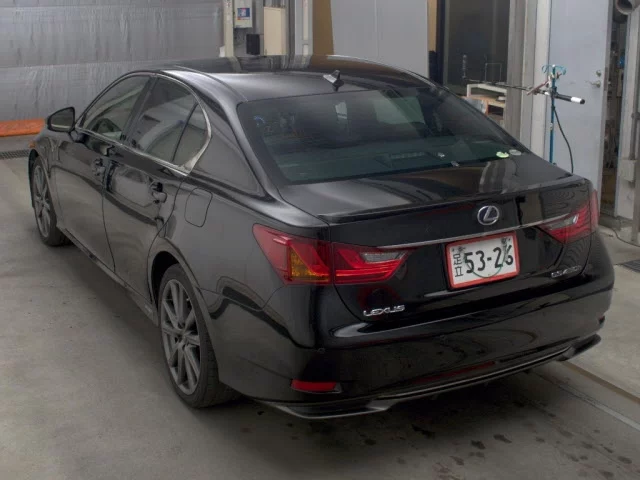 Lexus GS  с аукциона в Японии
