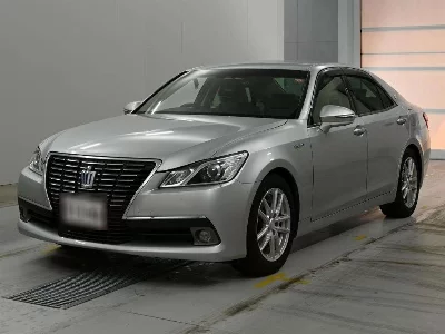Toyota CROWN HYBRID