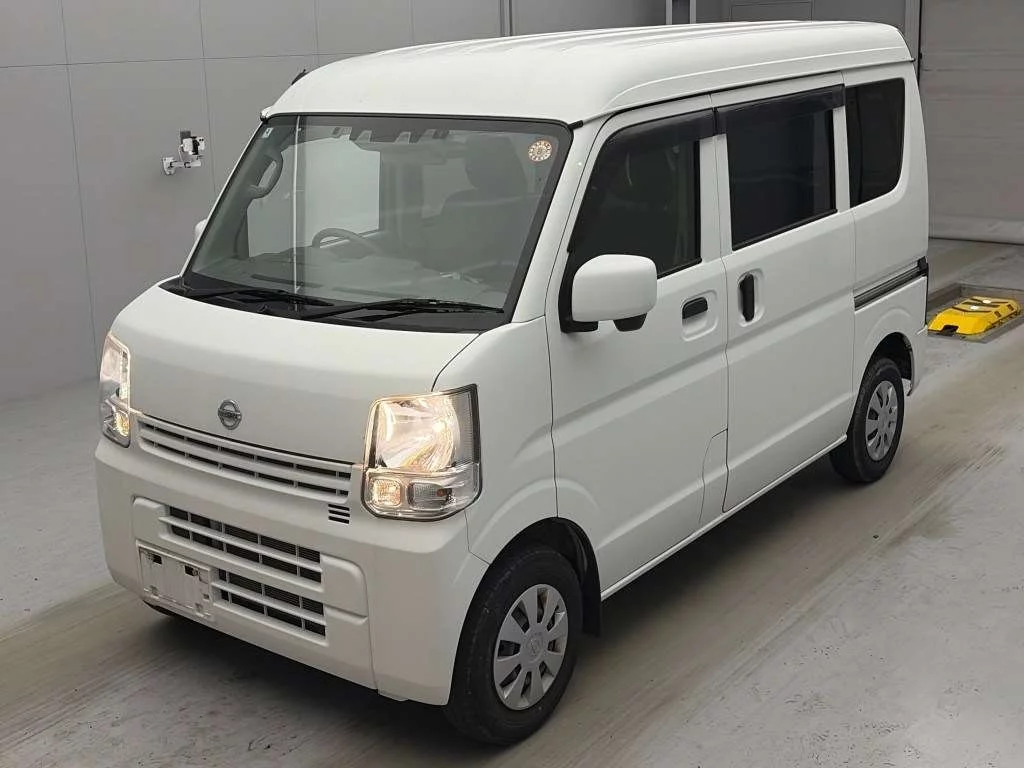 Nissan NV100 Clipper  с аукциона в Японии