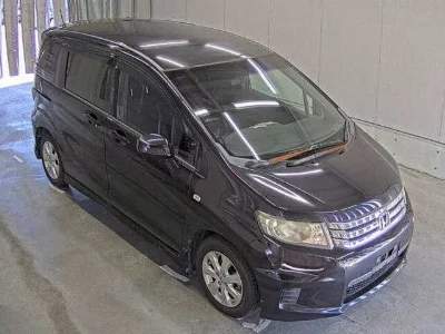 Honda Freed Spike