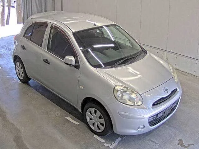 Nissan March  с аукциона в Японии