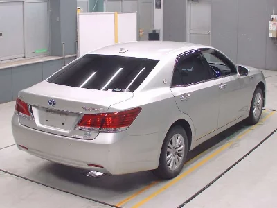 Toyota CROWN HYBRID