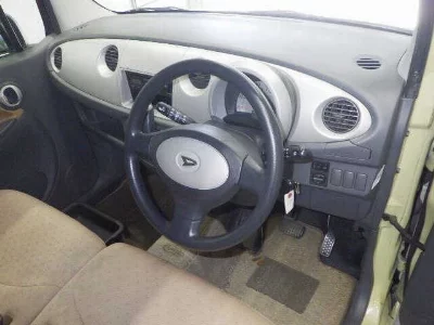 Daihatsu Move Latte