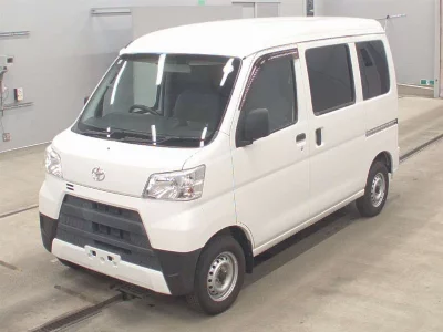 TOYOTA PIXIS VAN
