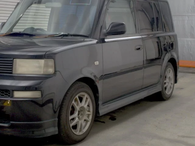 Toyota bB  с аукциона в Японии