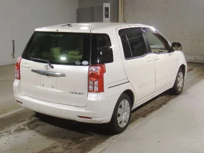 Toyota Raum
