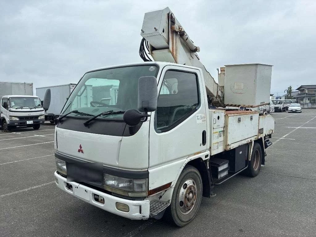 Mitsubishi Fuso Canter  с аукциона в Японии