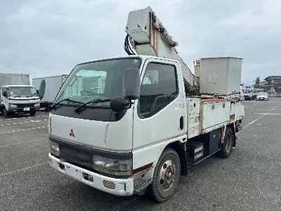 Mitsubishi Fuso Canter