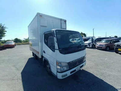 Mitsubishi Fuso Canter