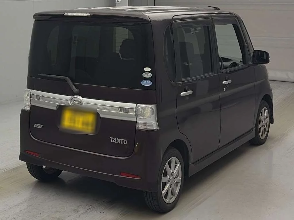 Daihatsu Tanto  с аукциона в Японии
