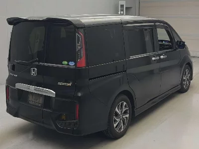 Honda STEPWGN SPADA
