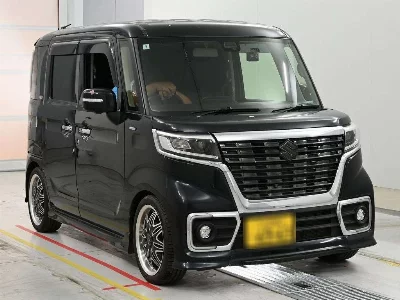 Suzuki Spacia Custom