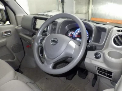 NISSAN NV100 CLIPPER RIO