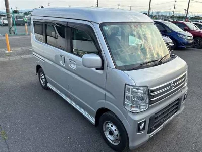 NISSAN NV100 CLIPPER RIO