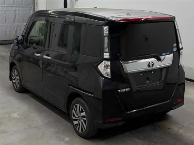 TOYOTA TANK