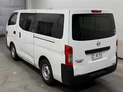 NISSAN NV350 CARAVAN