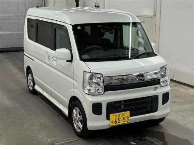 NISSAN NV100 CLIPPER RIO