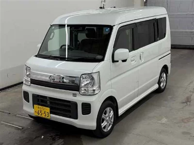 NISSAN NV100 CLIPPER RIO