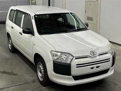 TOYOTA SUCCEED VAN