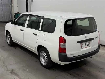 TOYOTA SUCCEED VAN