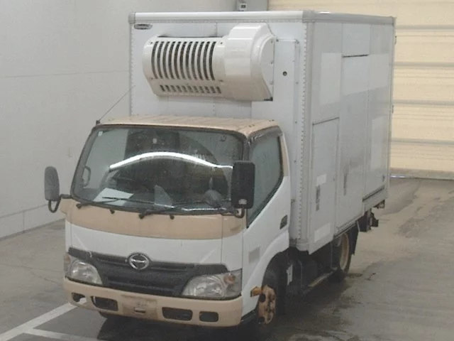 Hino Dutro  с аукциона в Японии