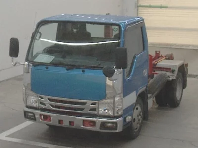 Isuzu Elf