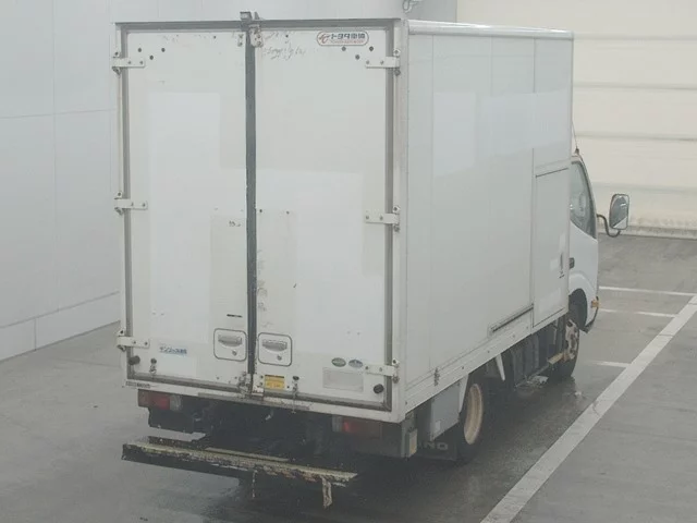 Hino Dutro  с аукциона в Японии