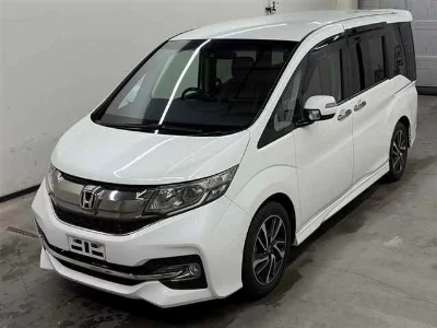 Honda STEPWGN SPADA