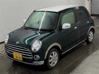 Daihatsu Mira Gino