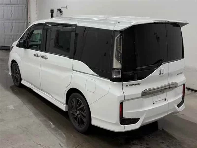 HONDA STEPWGN SPADA