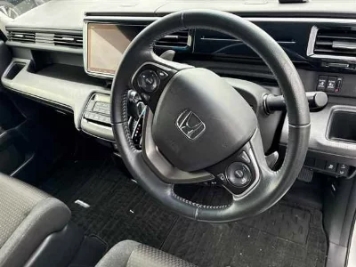 HONDA STEPWGN SPADA