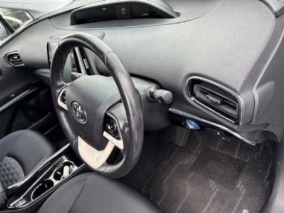 Toyota Prius PHV