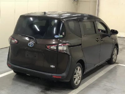 Toyota Sienta