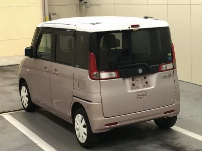 Suzuki Spacia