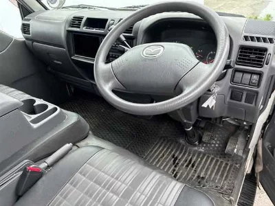 Mazda Bongo Van