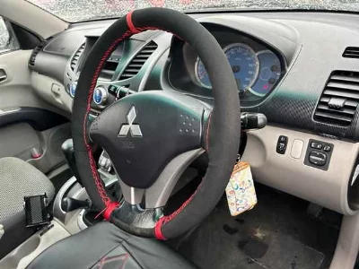 Mitsubishi Triton