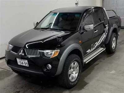 Mitsubishi Triton
