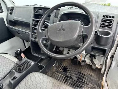 Mitsubishi Minicab Truck