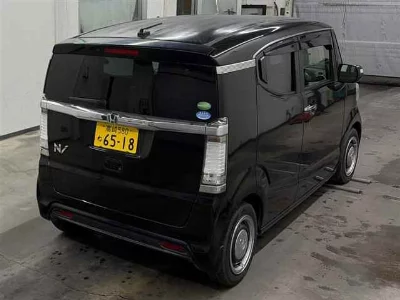 Honda N-Box Slash