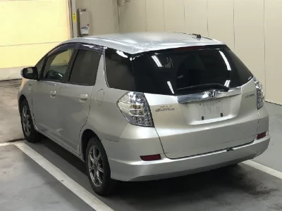Honda FIT SHUTTLE HYBRID