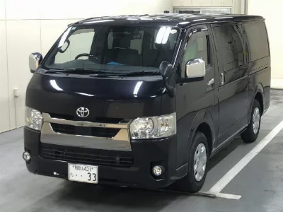 TOYOTA HIACE