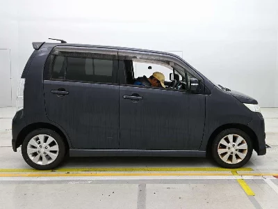 Suzuki WAGON R STINGRAY
